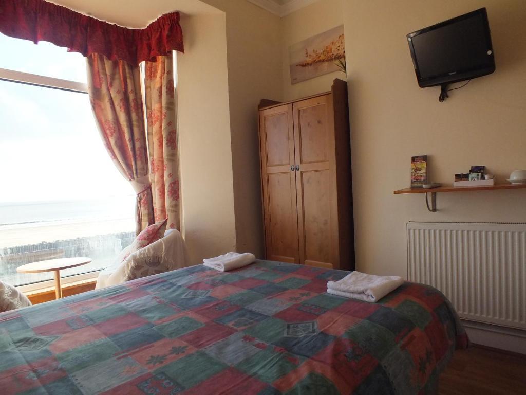 Leonardos Guest House Суонзи Стая снимка