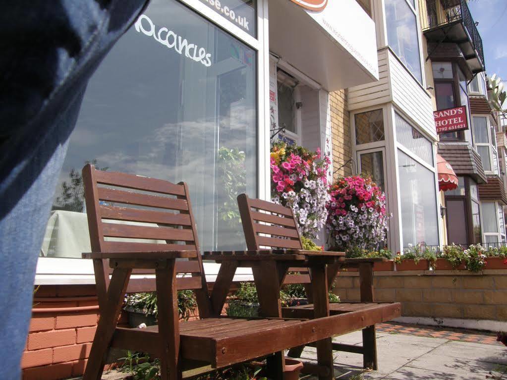 Leonardos Guest House Суонзи Екстериор снимка