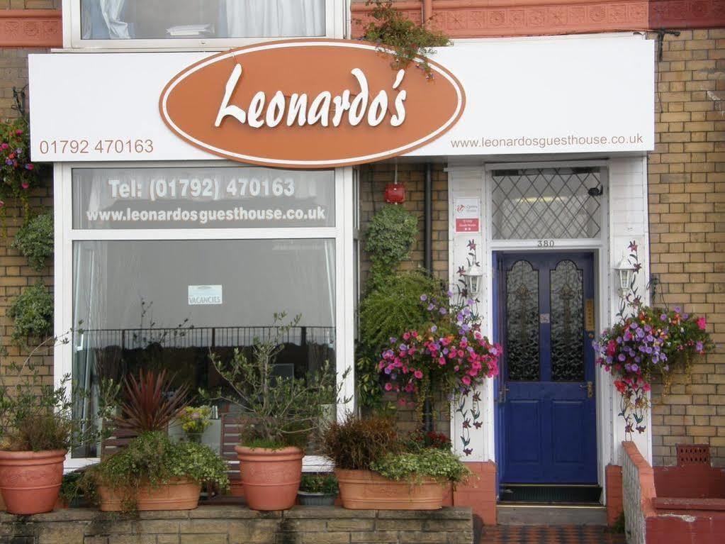 Leonardos Guest House Суонзи Екстериор снимка